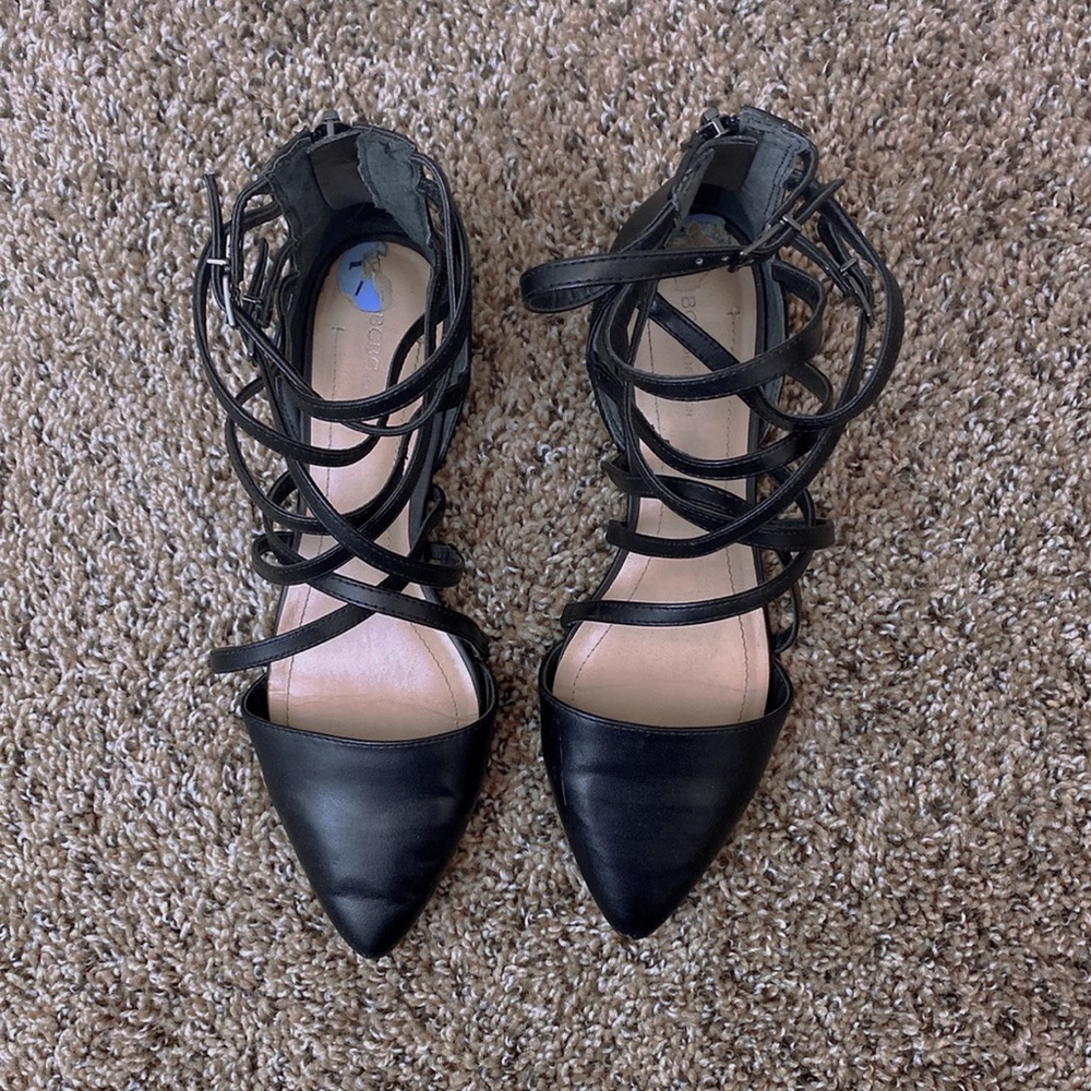 BCBGeneration Strappy Sandals - 7 - Picture 3 of 12